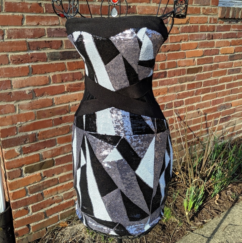 NWT women's sequin strapless party dress